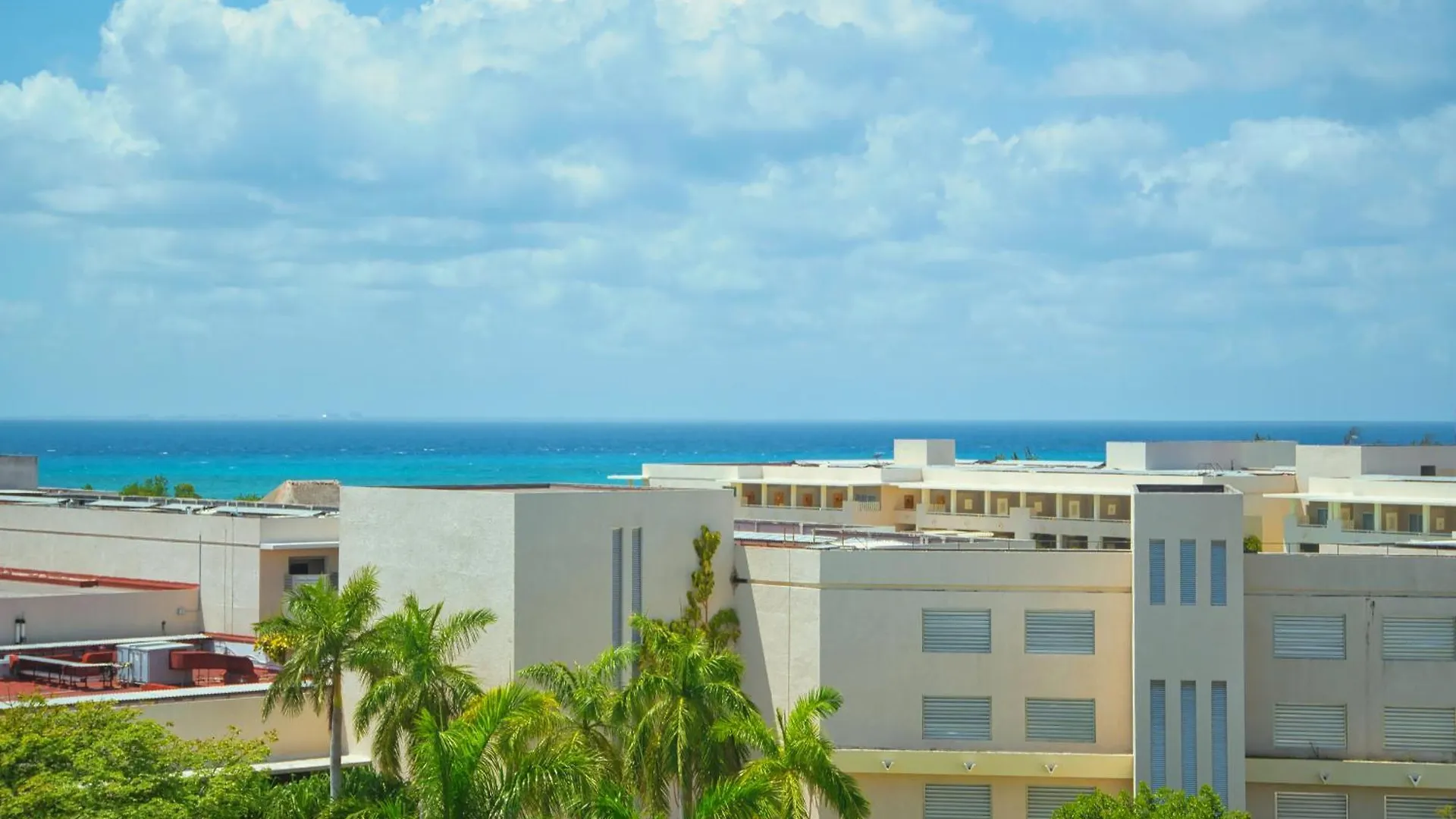 Sunset Kin Beach Apartments Playa del Carmen