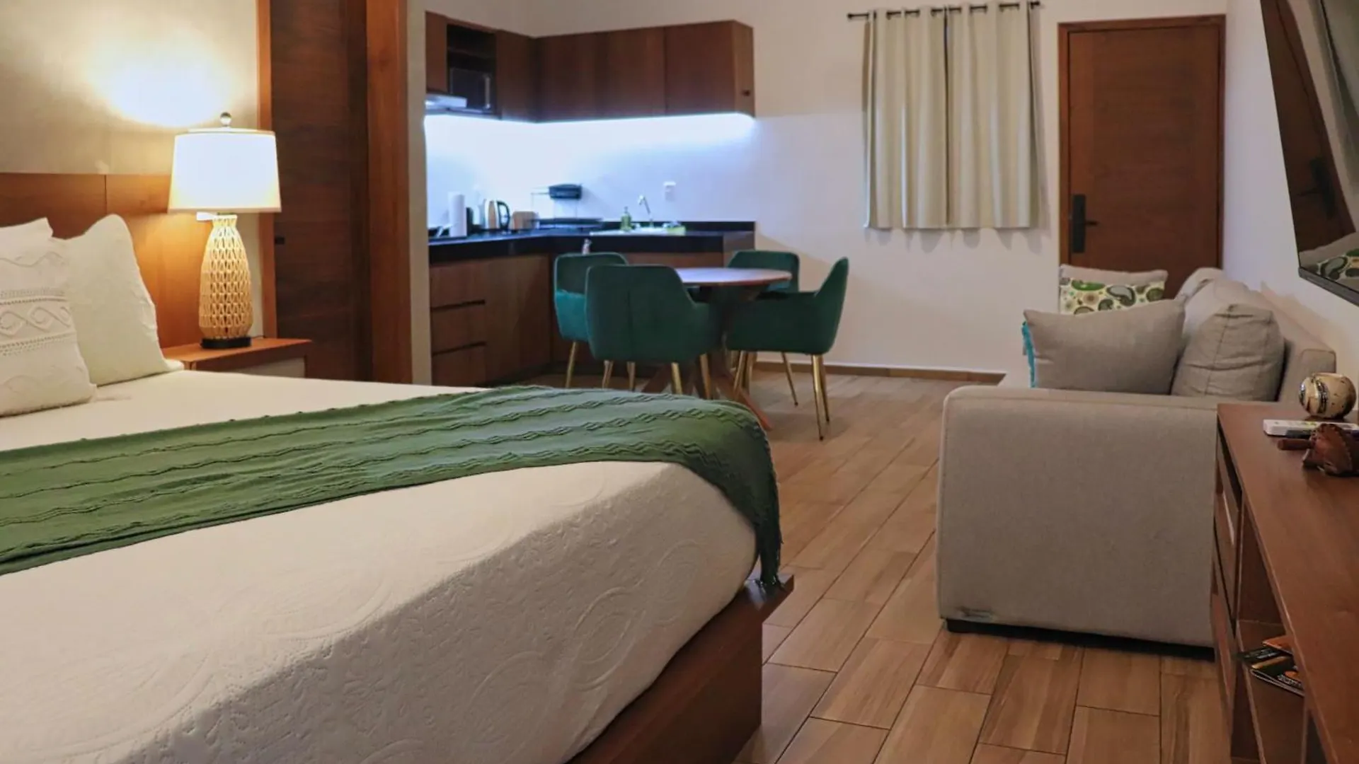 Sunset Kin Beach Apartments Playa del Carmen