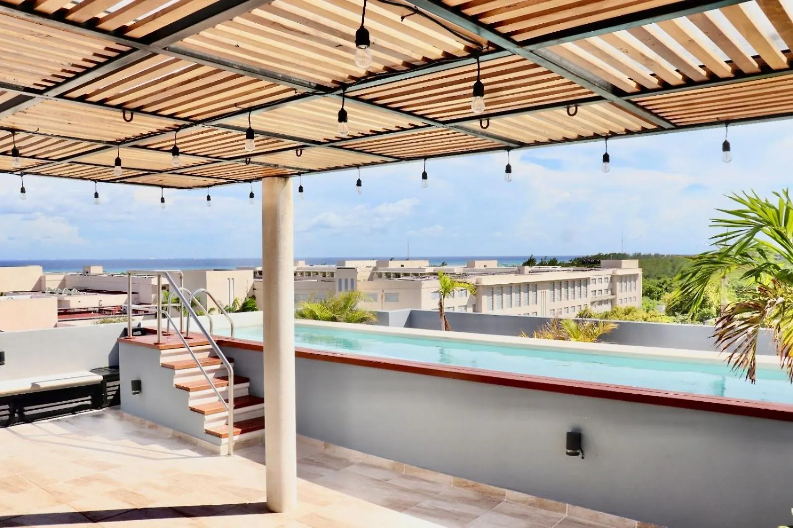 Sunset Kin Beach Apartments Playa del Carmen