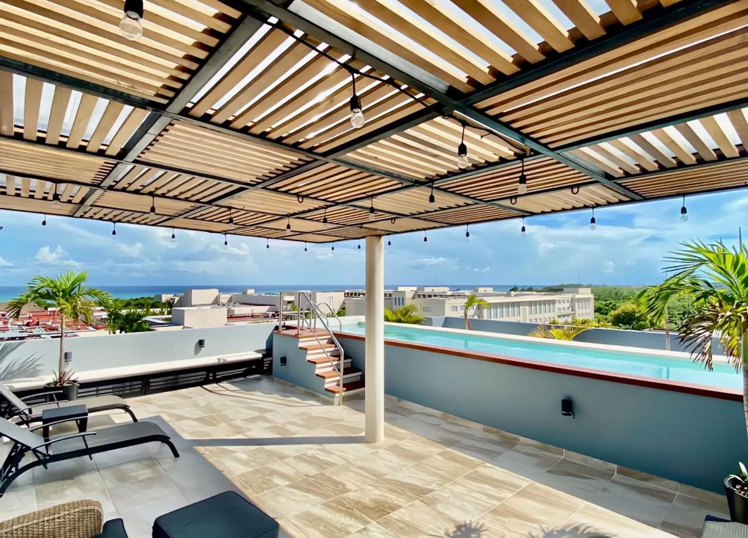 Sunset Kin Beach Apartments Playa del Carmen Mexico
